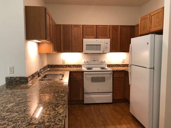 100 Griffin Lane, Essex Junction KITCHEN